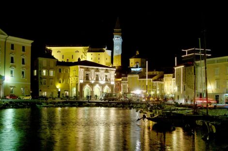 There was a concert of Two Cellos, on 15th of September, in Maribor, Slovenija, where I wanted to spend the evening. Tickets had bought, also accomodation near by the see at Piran, Istria, as pictured